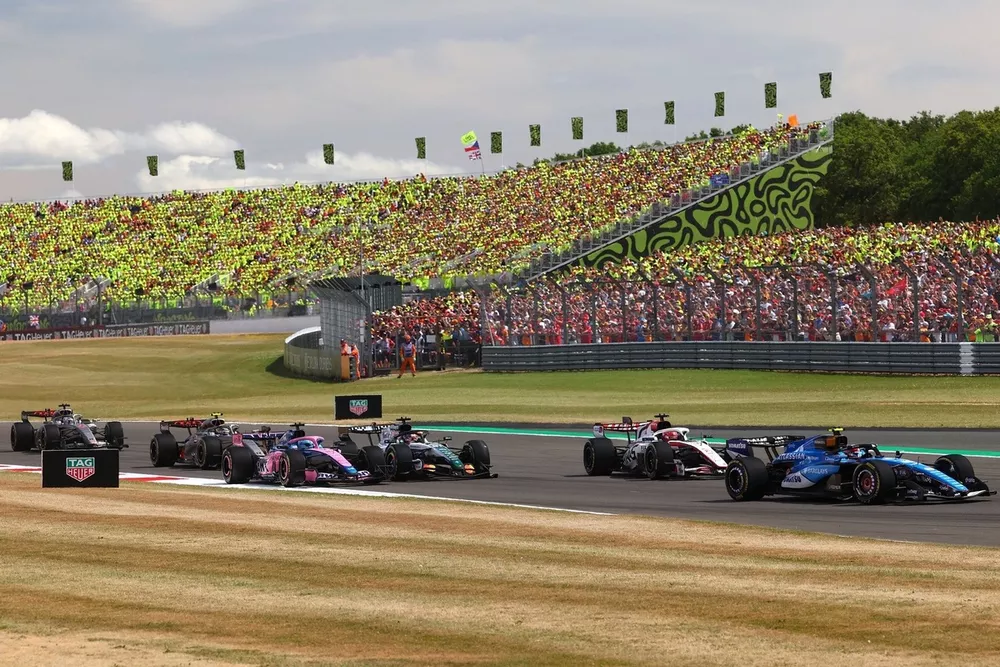 Oscar Piastri s’inquiète pour Spa et Monza : les F1 2026 pourraient offrir des courses « tristes »