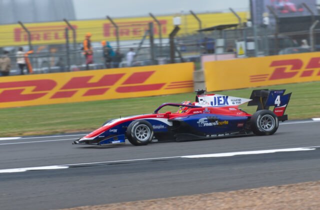 Leonardo Fornaroli au volant de la monoplace Trident en Formule 3 à Silverstone en 2024