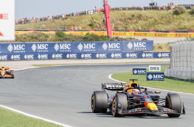 Max Verstappen au volant de la Red Bull pendant le Grand Prix des Pays-Bas 2024 à Zandvoort