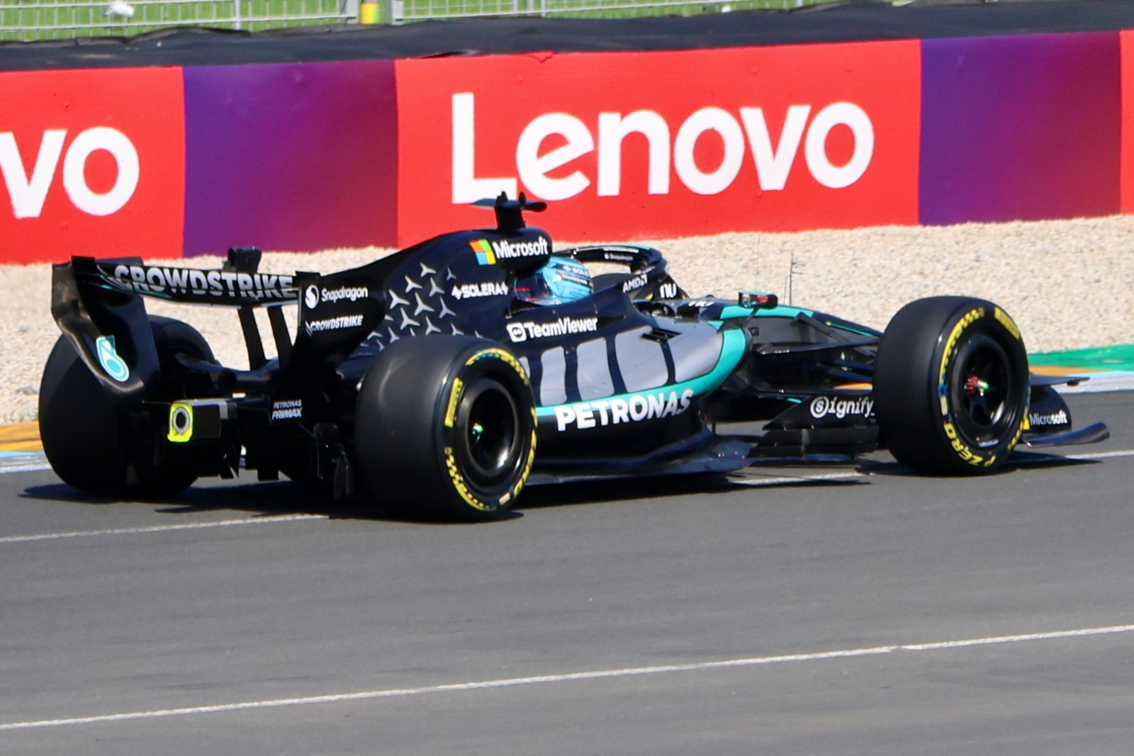 Mercedes W17 de George Russell pendant les essais libres du Grand Prix d’Australie 2026