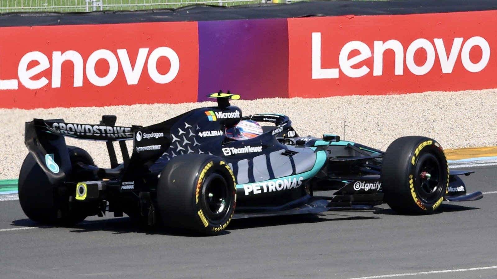 Mercedes W17 d’Andrea Kimi Antonelli en piste lors des essais libres du Grand Prix d’Australie 2026.