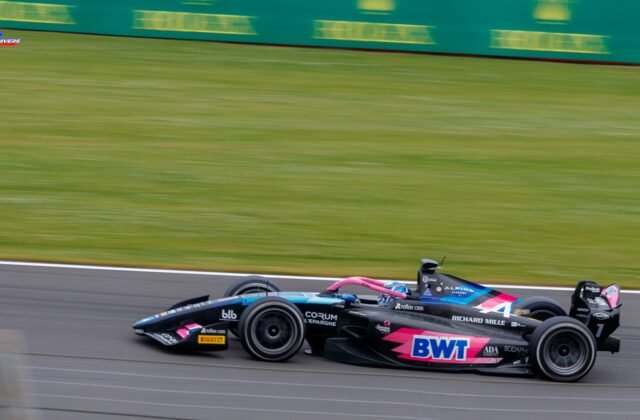 Monoplace de Victor Martins en Formule 2 à Silverstone en 2024, photographie de contexte