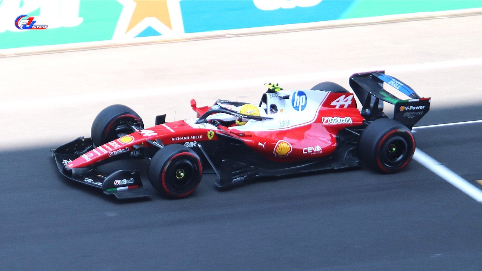 Ferrari de Lewis Hamilton lors des essais libres 1 en Chine 2026, image de contexte