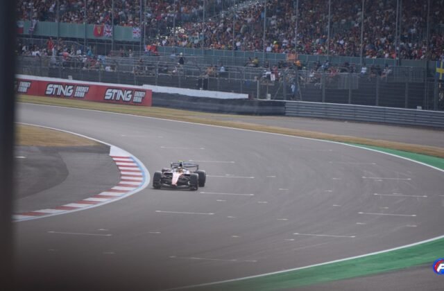 Lewis Hamilton au volant de la Ferrari SF-26 lors du Grand Prix de Grande-Bretagne 2026