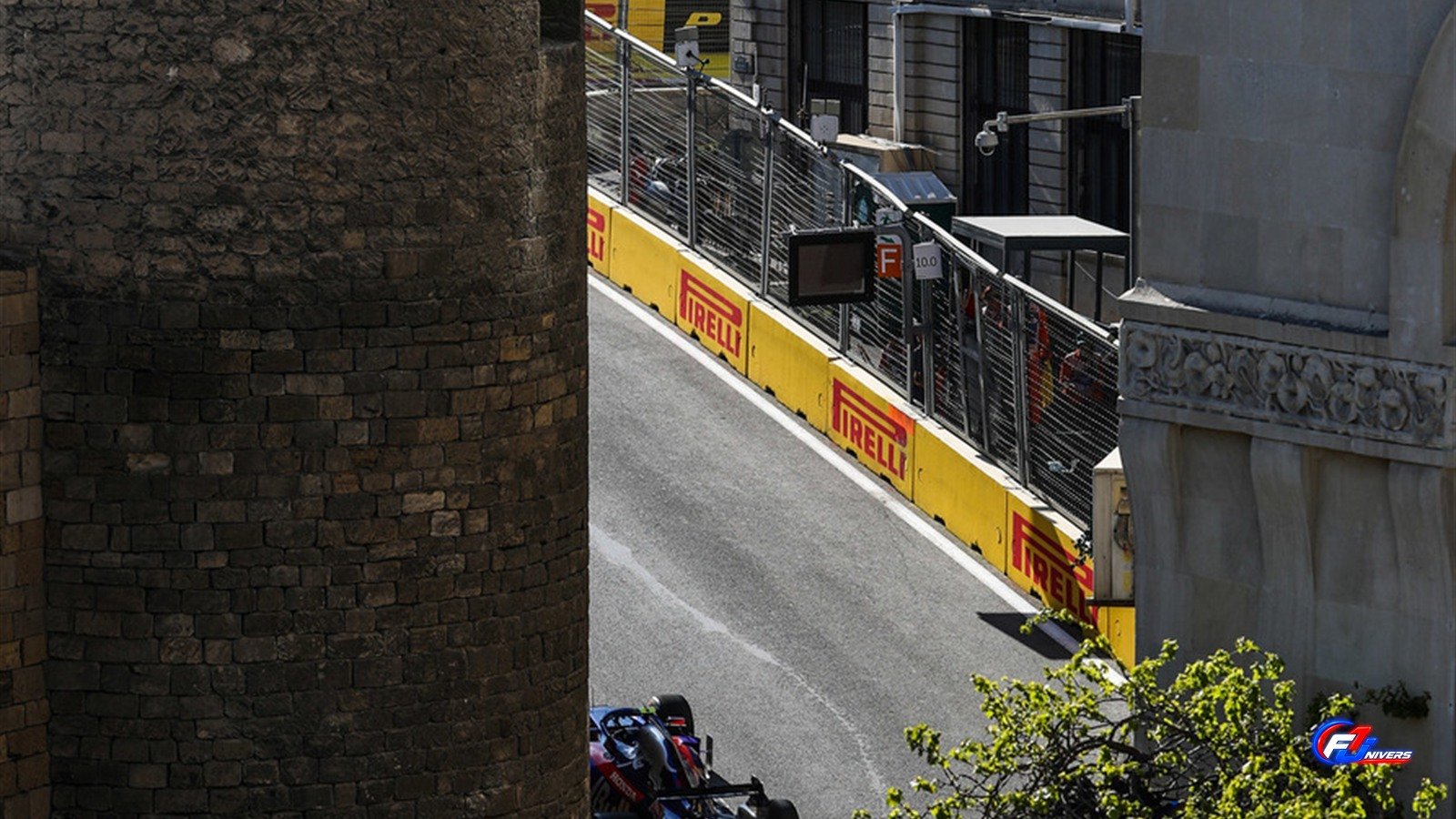 GP d Azerbaïdjan 2026 : vue d archive du secteur étroit du circuit urbain de Bakou en 2019.