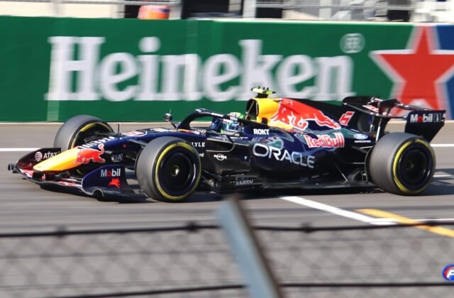 Isack Hadjar au volant de la Red Bull RB22 lors des qualifications Sprint du Grand Prix de Chine 2026