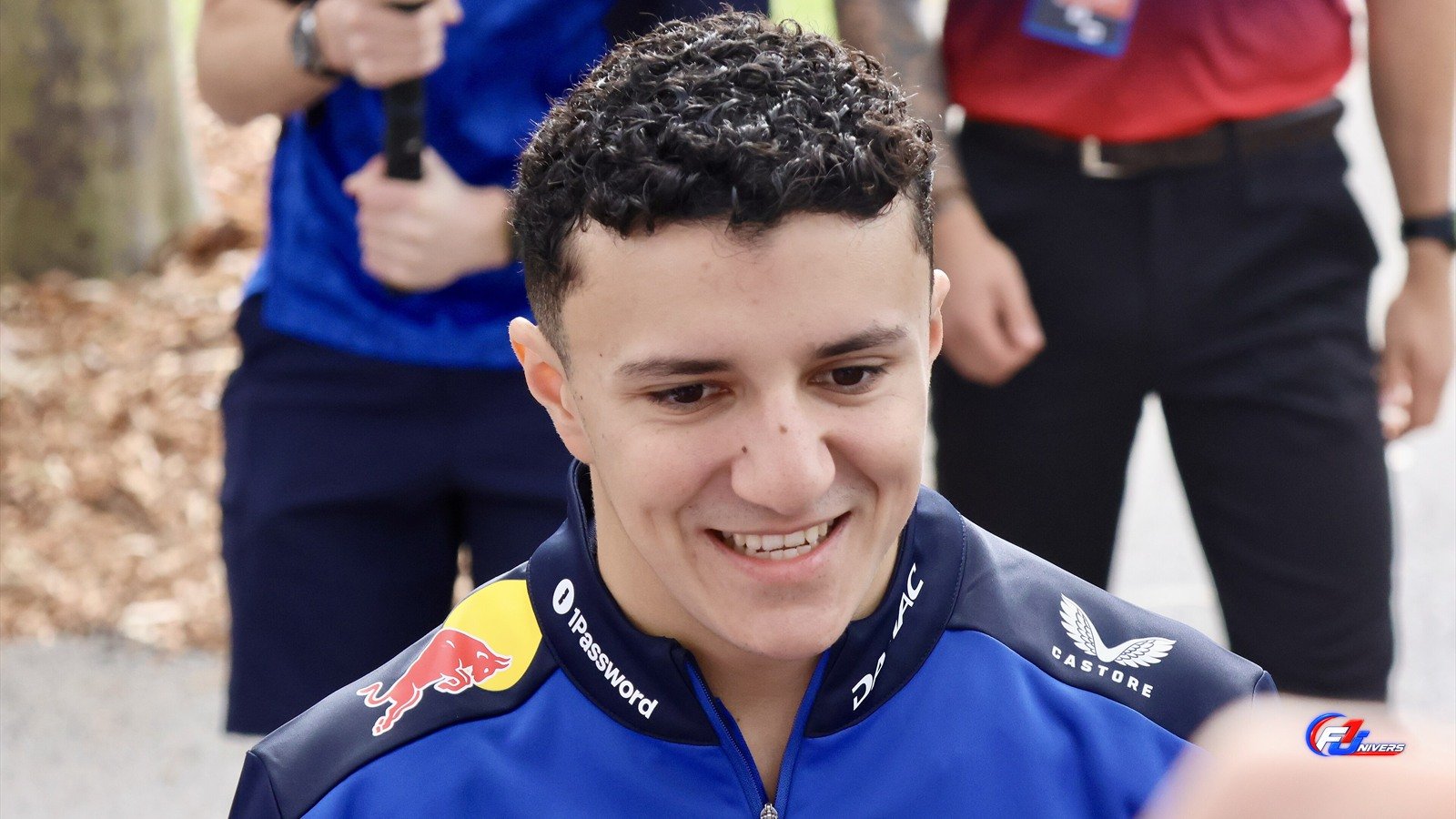 Hadjar conserve son podium : Isack Hadjar au Melbourne Walk pendant le Grand Prix d Australie 2026.