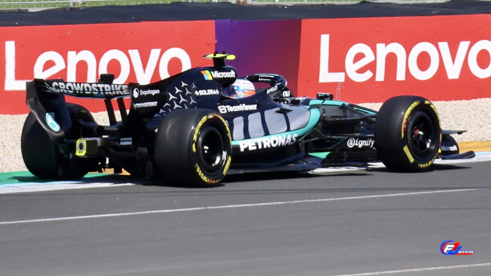 Crash d'Antonelli à Bakou : la Mercedes W17 d Andrea Kimi Antonelli au Grand Prix d Australie 2026.