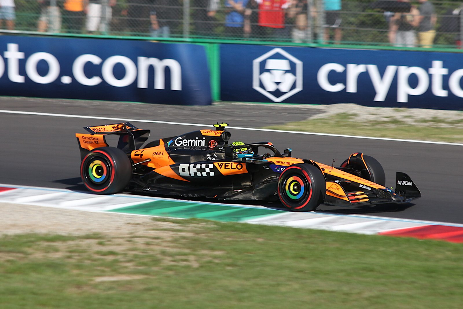 Lando Norris au volant de la McLaren MCL39 lors des qualifications du Grand Prix d’Italie 2025 à Monza