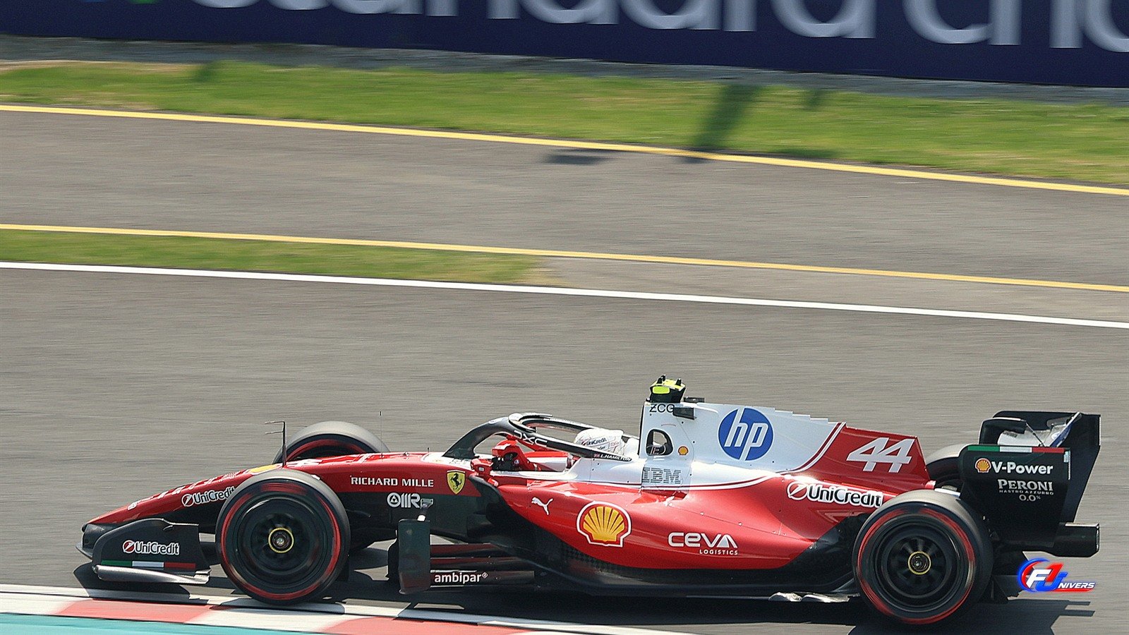 Style Hamilton chez Ferrari : la Ferrari SF-26 de Lewis Hamilton à Suzuka en 2026.
