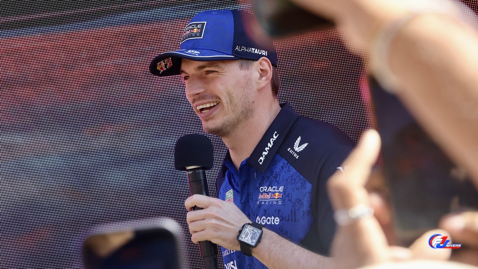 Hadjar devant Verstappen à Bakou : Max Verstappen à Melbourne lors du Grand Prix d Australie 2026.