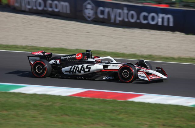 Esteban Ocon au volant de sa Haas lors des qualifications du Grand Prix d’Italie 2025 à Monza.