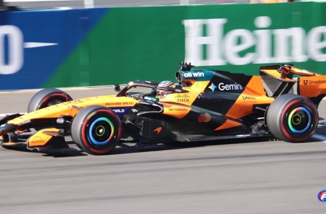 Oscar Piastri au volant de la McLaren MCL40 lors des qualifications du Grand Prix de Chine 2026