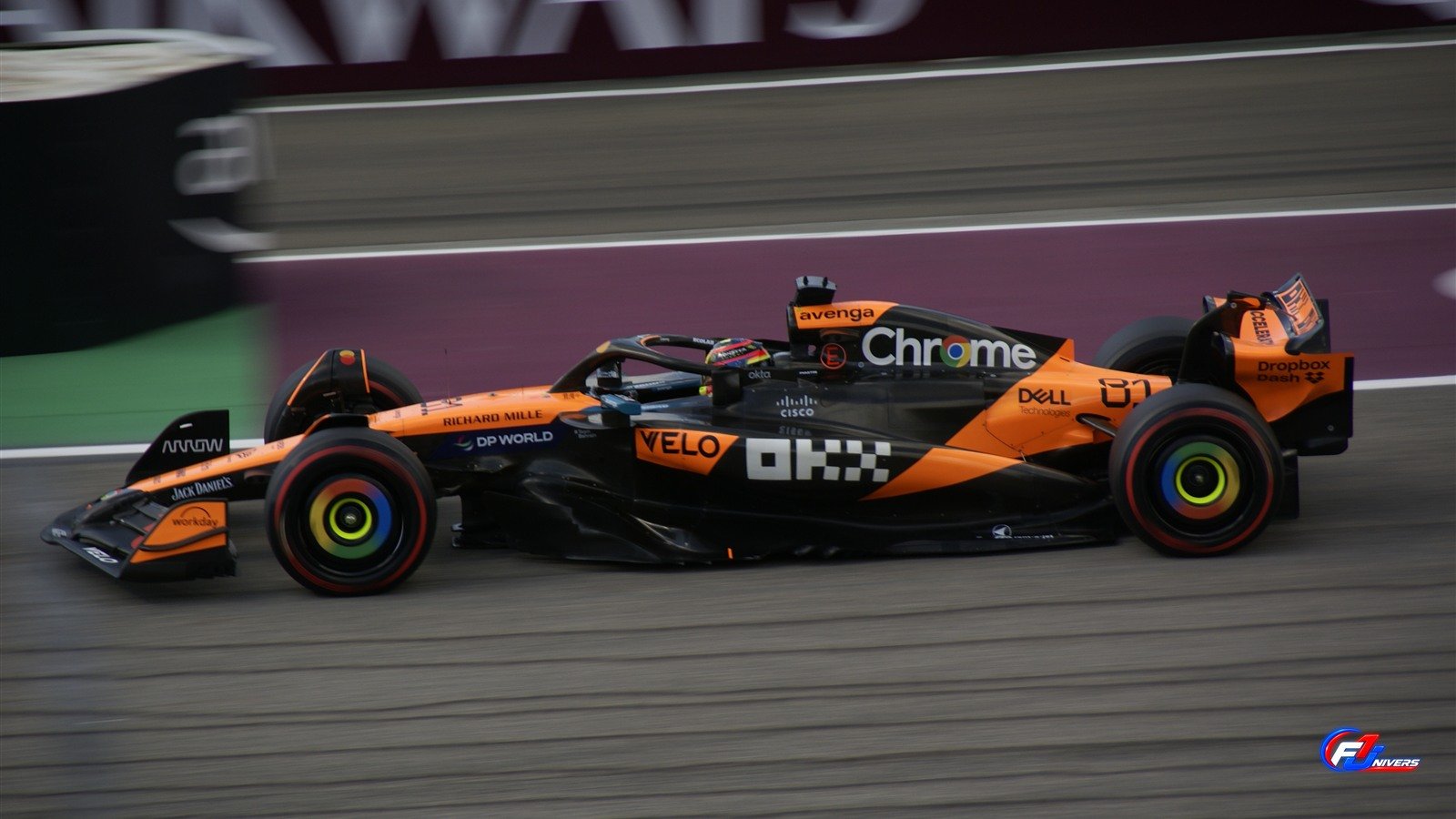 Oscar Piastri au volant de la McLaren MCL39 aux qualifications du Grand Prix d Émilie Romagne 2025