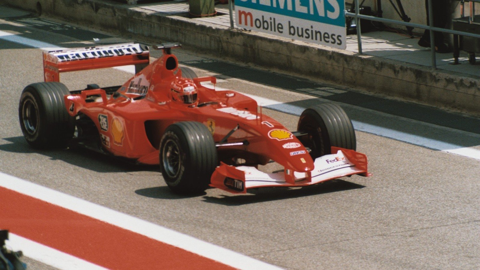 Michael Schumacher au volant de la Ferrari F2001 pendant les essais du Grand Prix d’Espagne 2001.