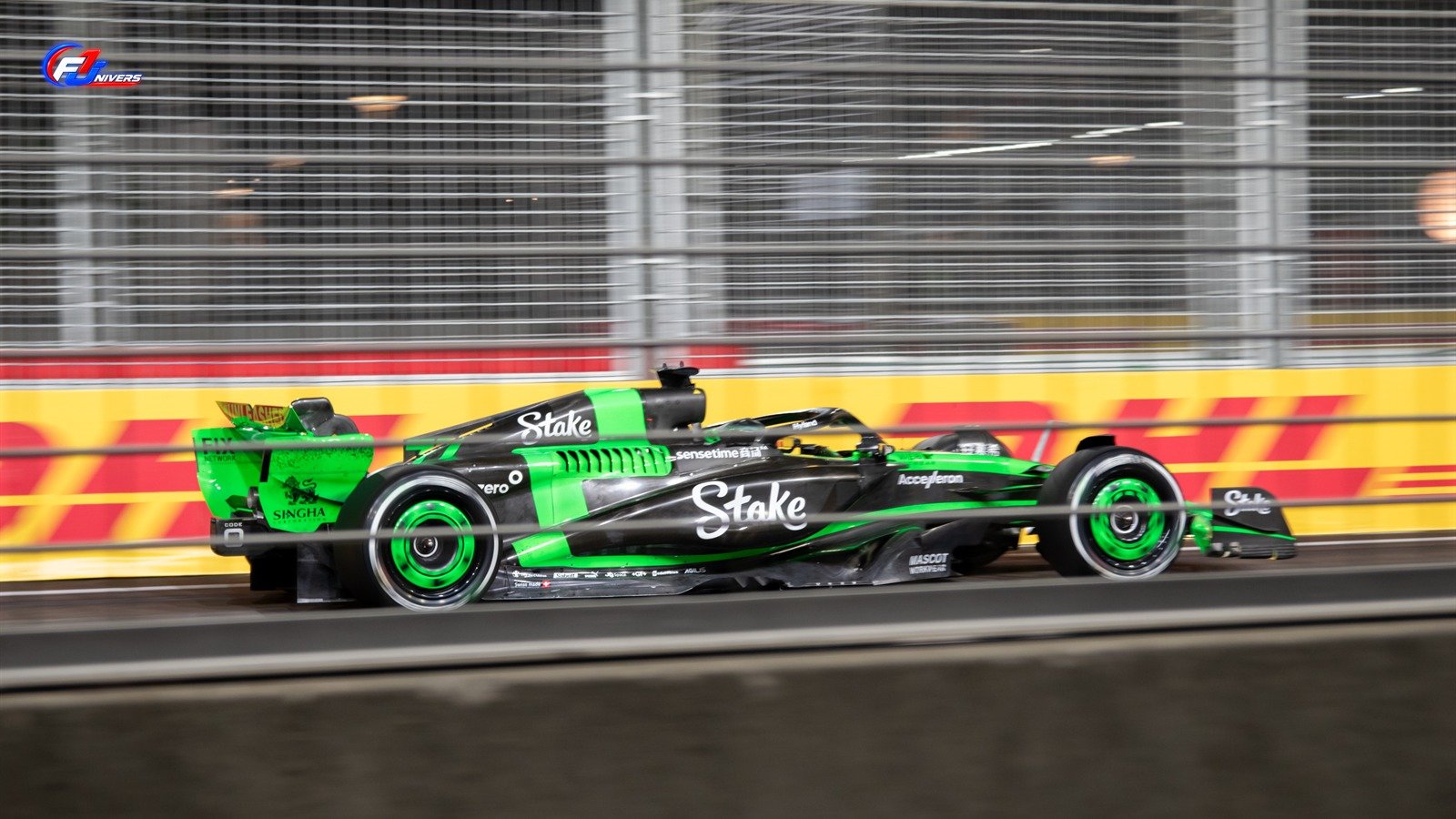 Valtteri Bottas au volant de la Sauber lors du Grand Prix de Singapour 2024.